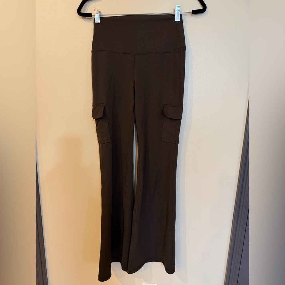 Velocity Brown ACTIVE STRETCH ROXY flared cargo leggings Size medium